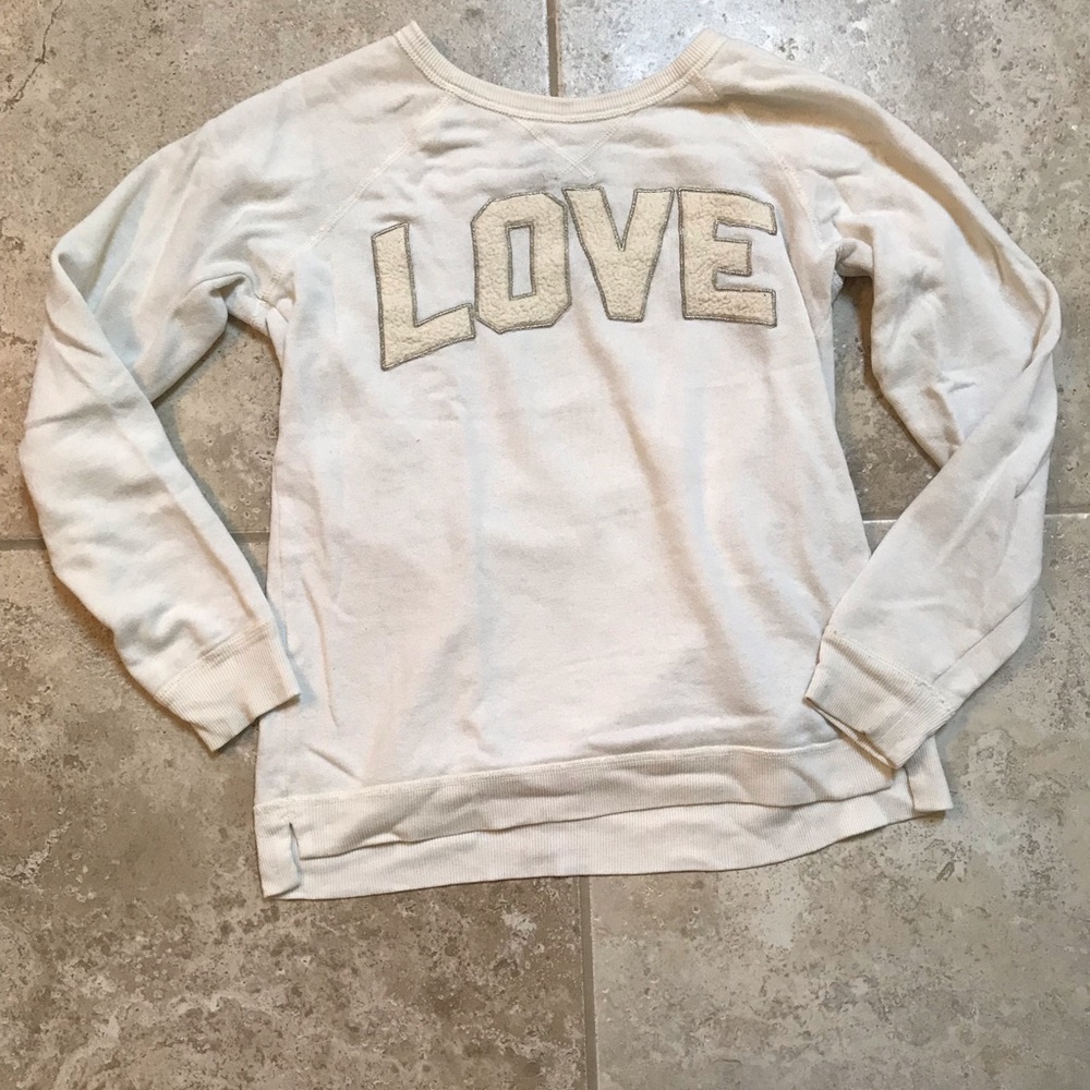 Cozy Cream Colored American Eagle Sweatshirt